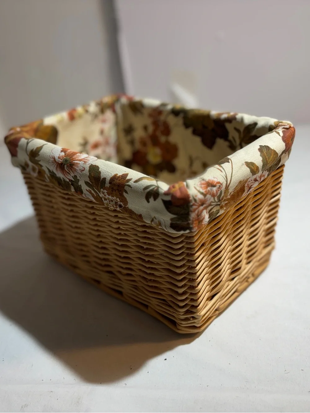 Wicker Basket with Floral Liner - Cream & Autumn Floral